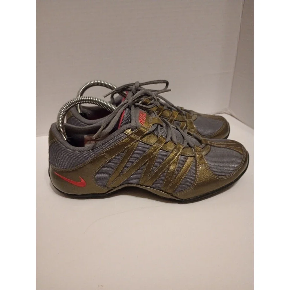 Nike Musique IV Cheer/Dance Shoe - Grey/Olive/Pink - Sz 8.5 (324751-063)